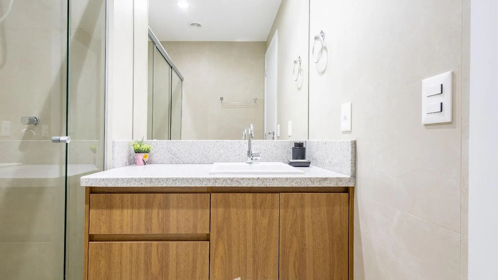 Appartamento Epk - Apartamentos Em Cond C/ Piscina Em Brasilia
