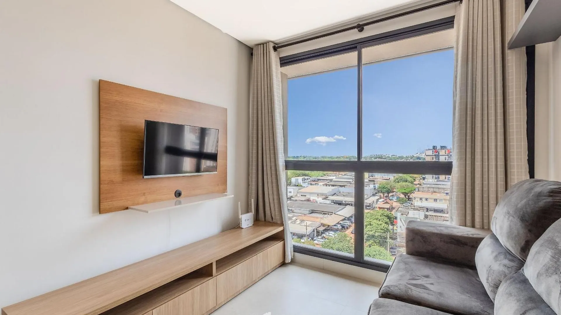 Epk - Apartamentos Em Cond C/ Piscina Em Brasilia 0*,  Brasile