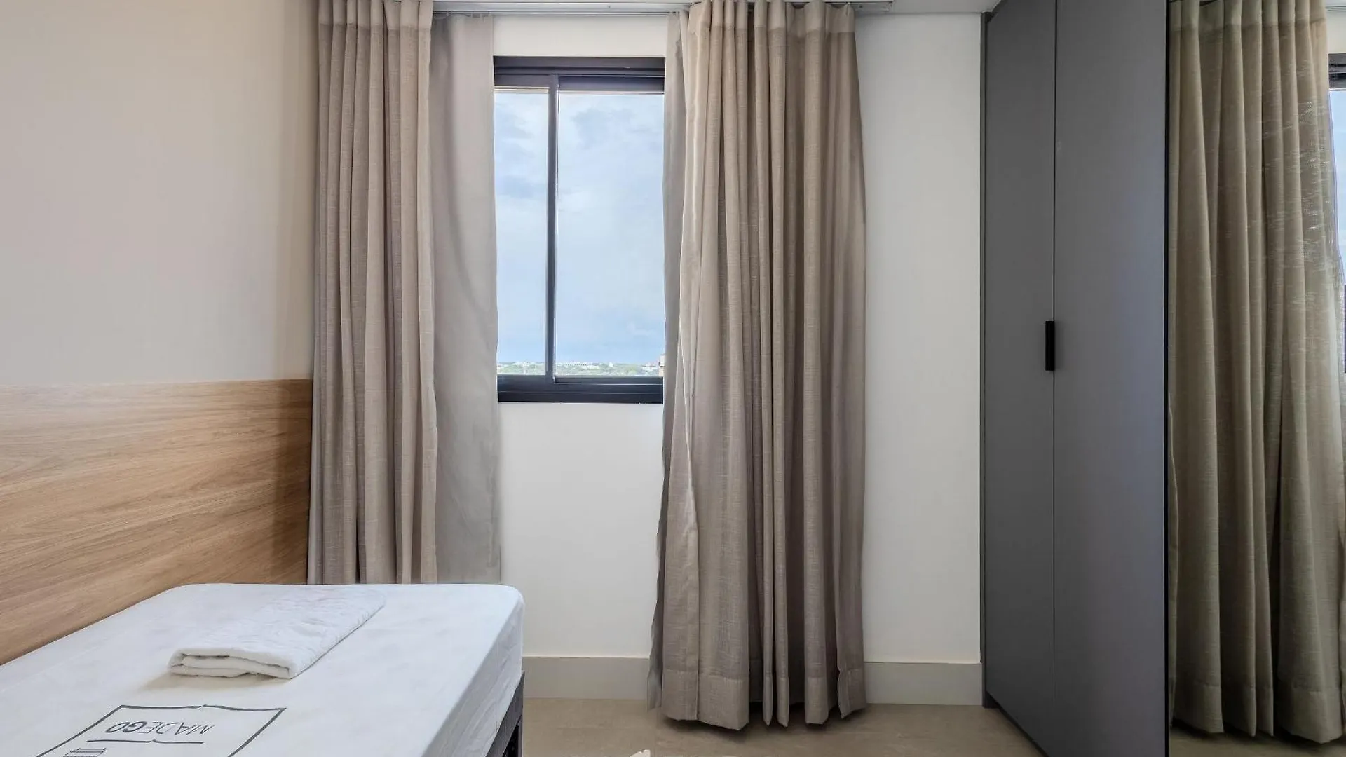 Epk - Apartamentos Em Cond C/ Piscina Em Brasilia