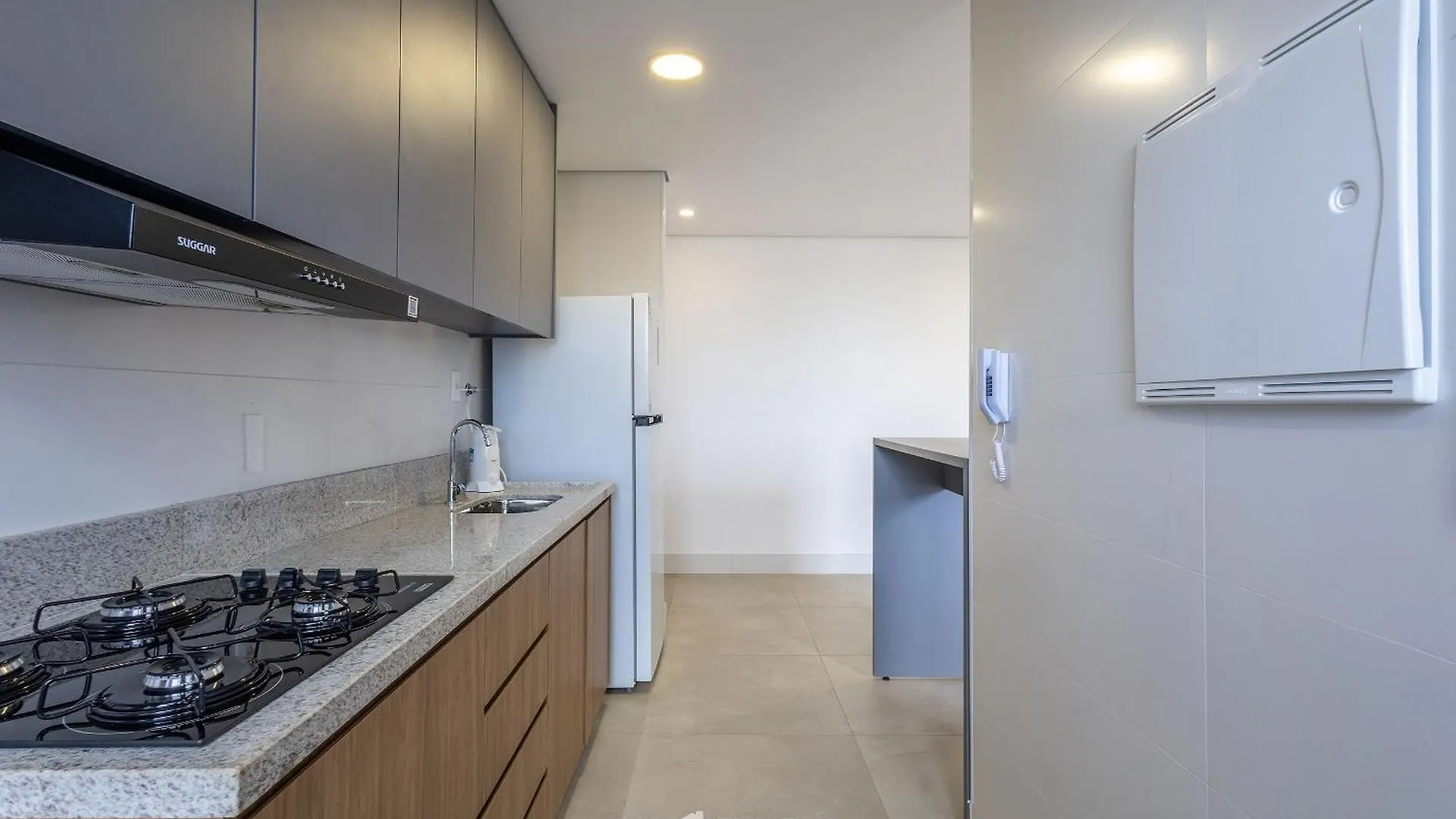 Epk - Apartamentos Em Cond C/ Piscina Em 巴西利亚